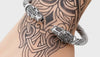 Wikinger Armring für Damen aus Edelstahl – nordischer Schmuck mit zeitlosem Design